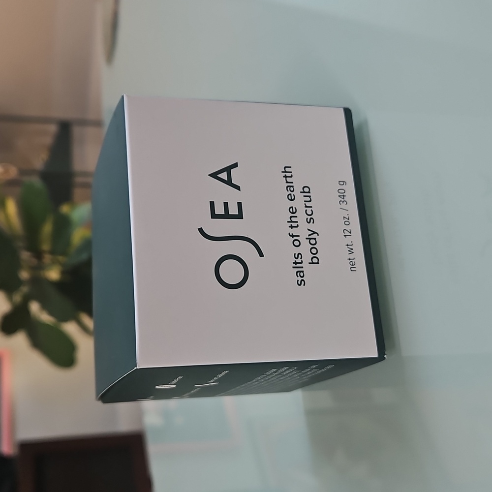 Osea Salts of the Earth Body Scrub NWT